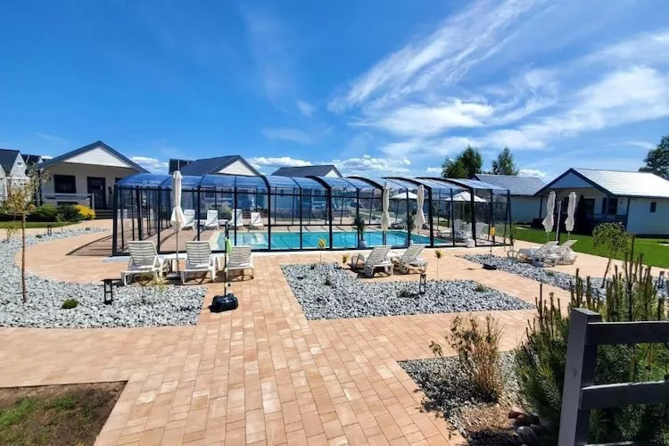 Domki wakacyjne przy stawie Jarosławiec - Swimming pool