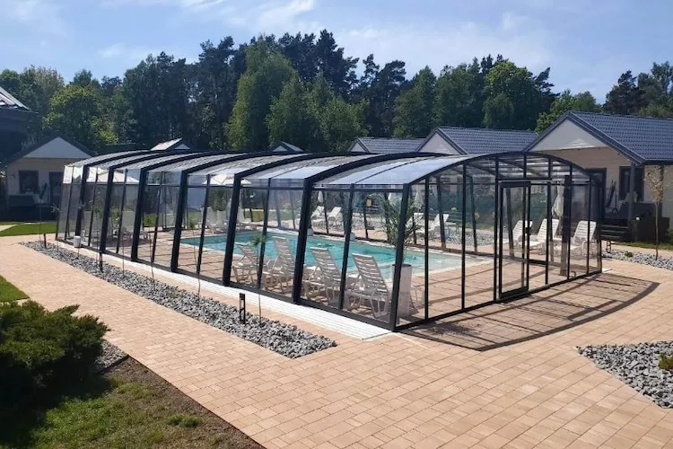 Domki wakacyjne przy stawie Jarosławiec - Swimming pool