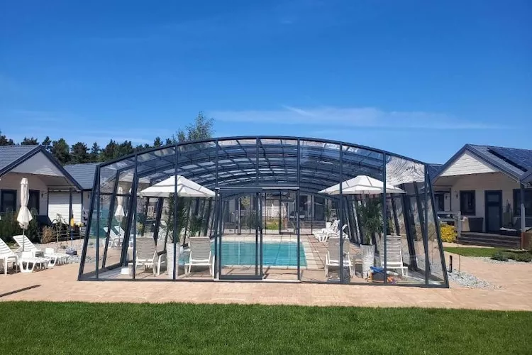 Domki wakacyjne przy stawie Jarosławiec - Swimming pool