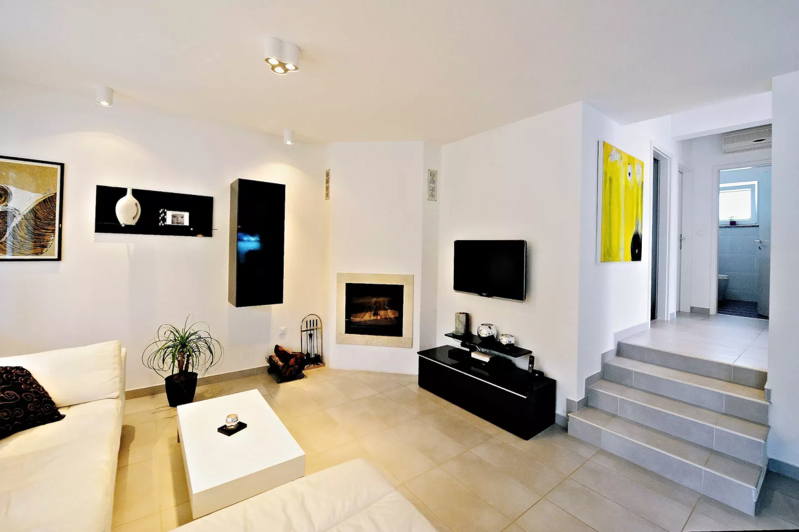 Villa Gea - Three Bedroom Villa with Swimming Pool - Wohnzimmer