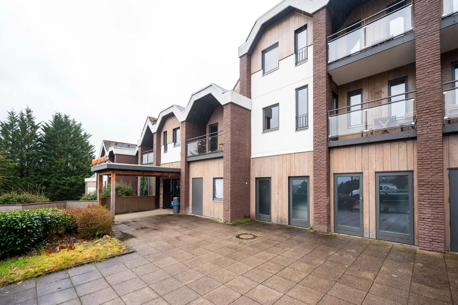 Apartment Basement 1 - Außenbereich Sommer