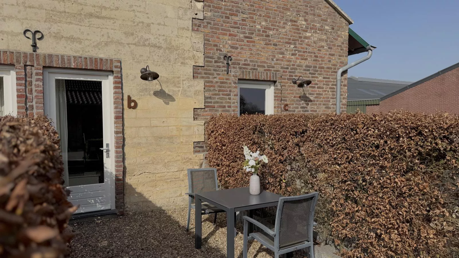 Logeren bij Laura - Gardens in summer