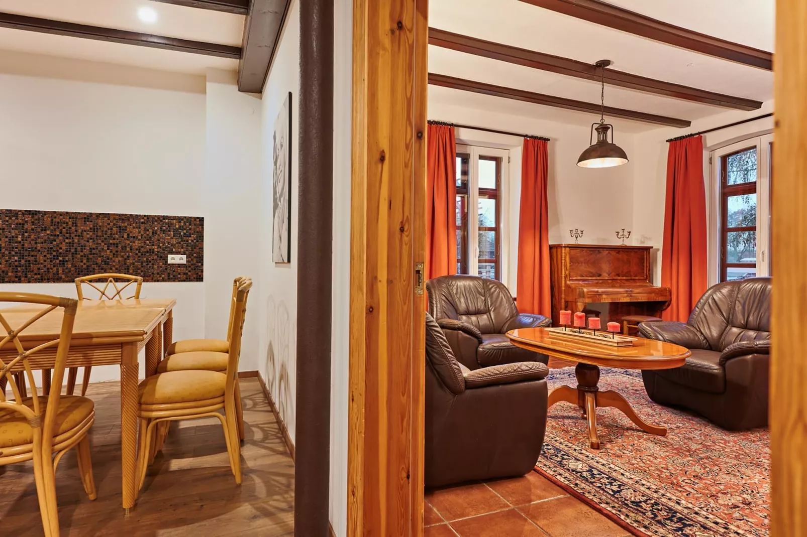 Haus Oliver 200 qm / 1-6 Personen - Living room