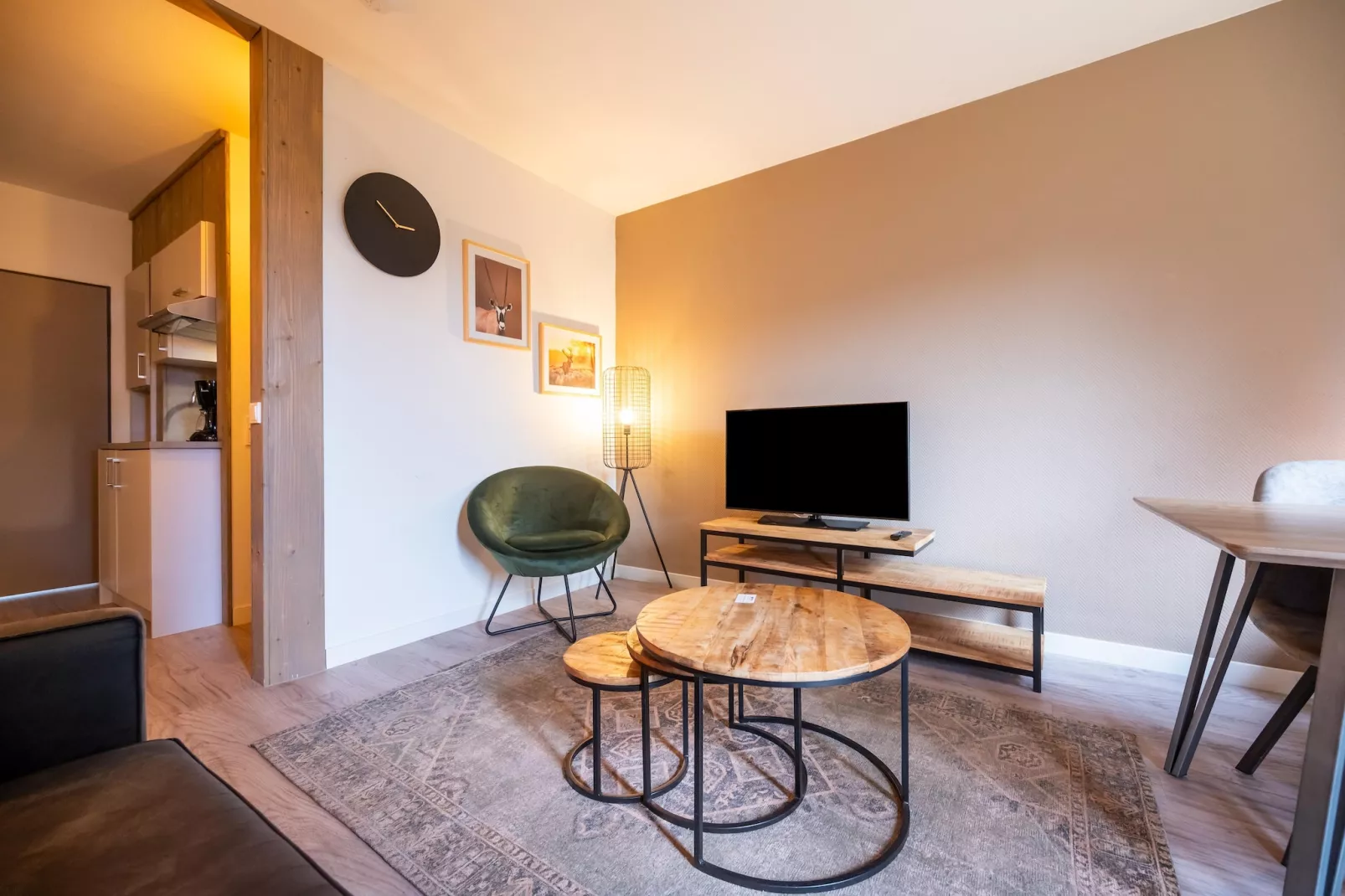 Apartment Basement 2 - Wohnzimmer