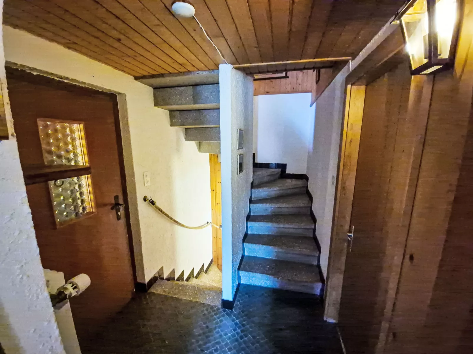 Chalet Le Rhônasson - Drinnen