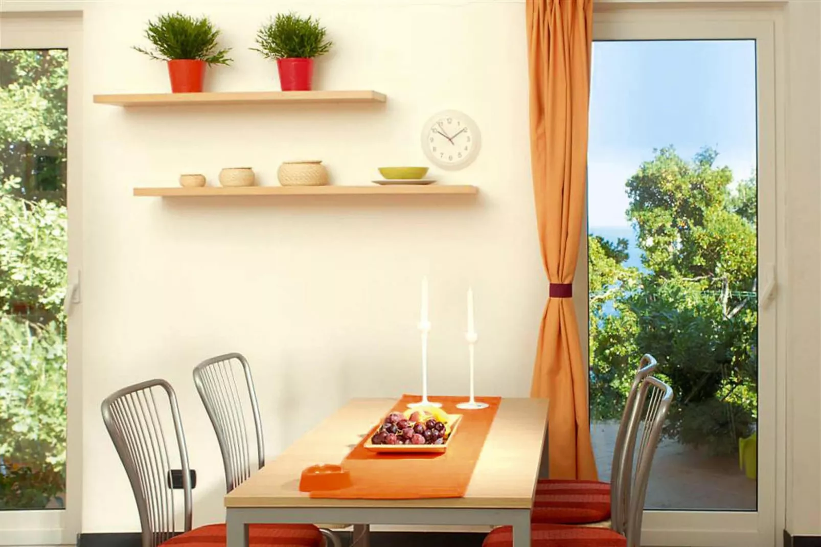 RESIDENCE VILLA BEUCA COGOLETO - TWO-ROOM APARTMENT 3 PAX SEA VIEW B3VM - Dining room