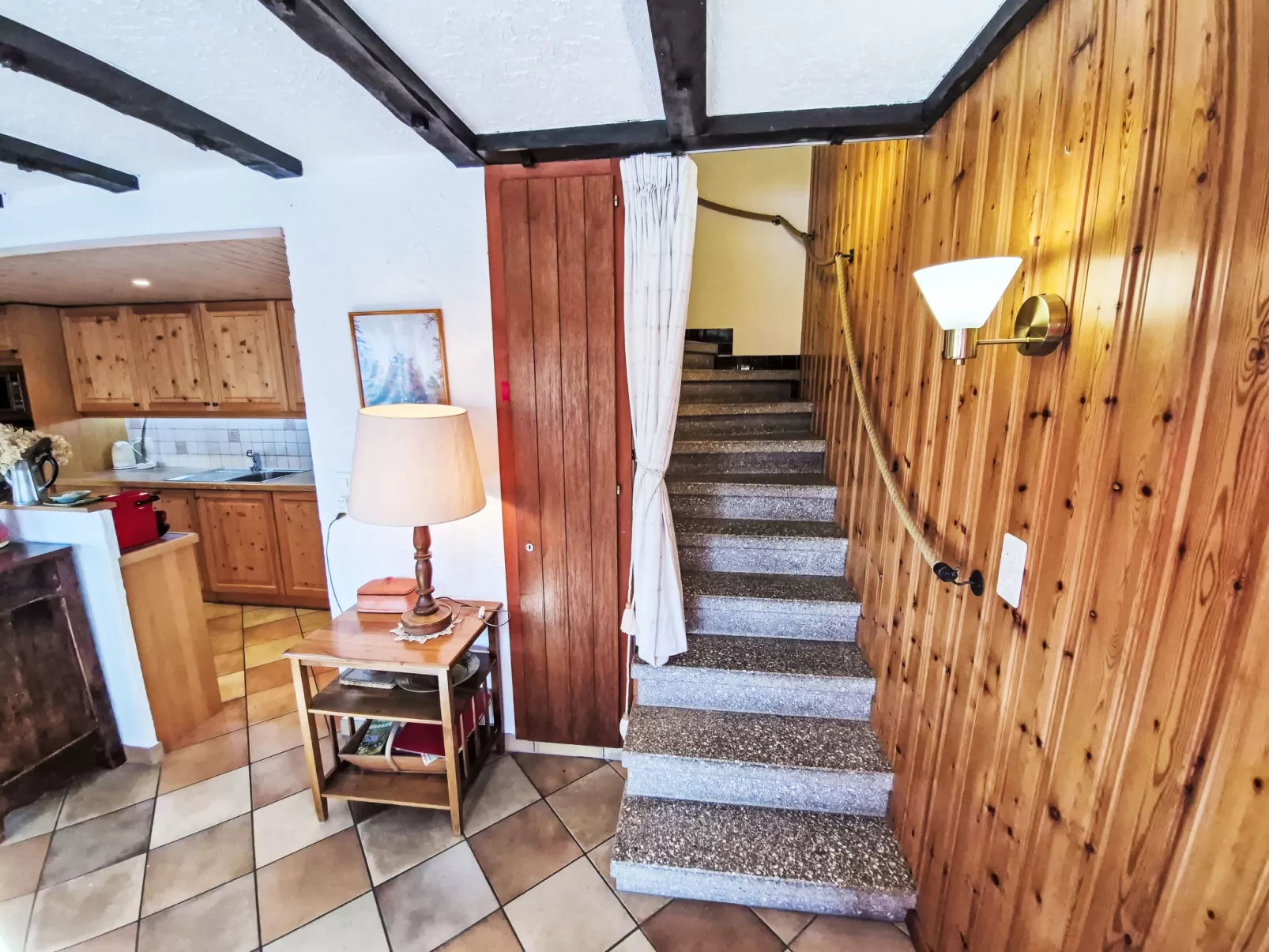 Chalet Le Rhônasson - Drinnen