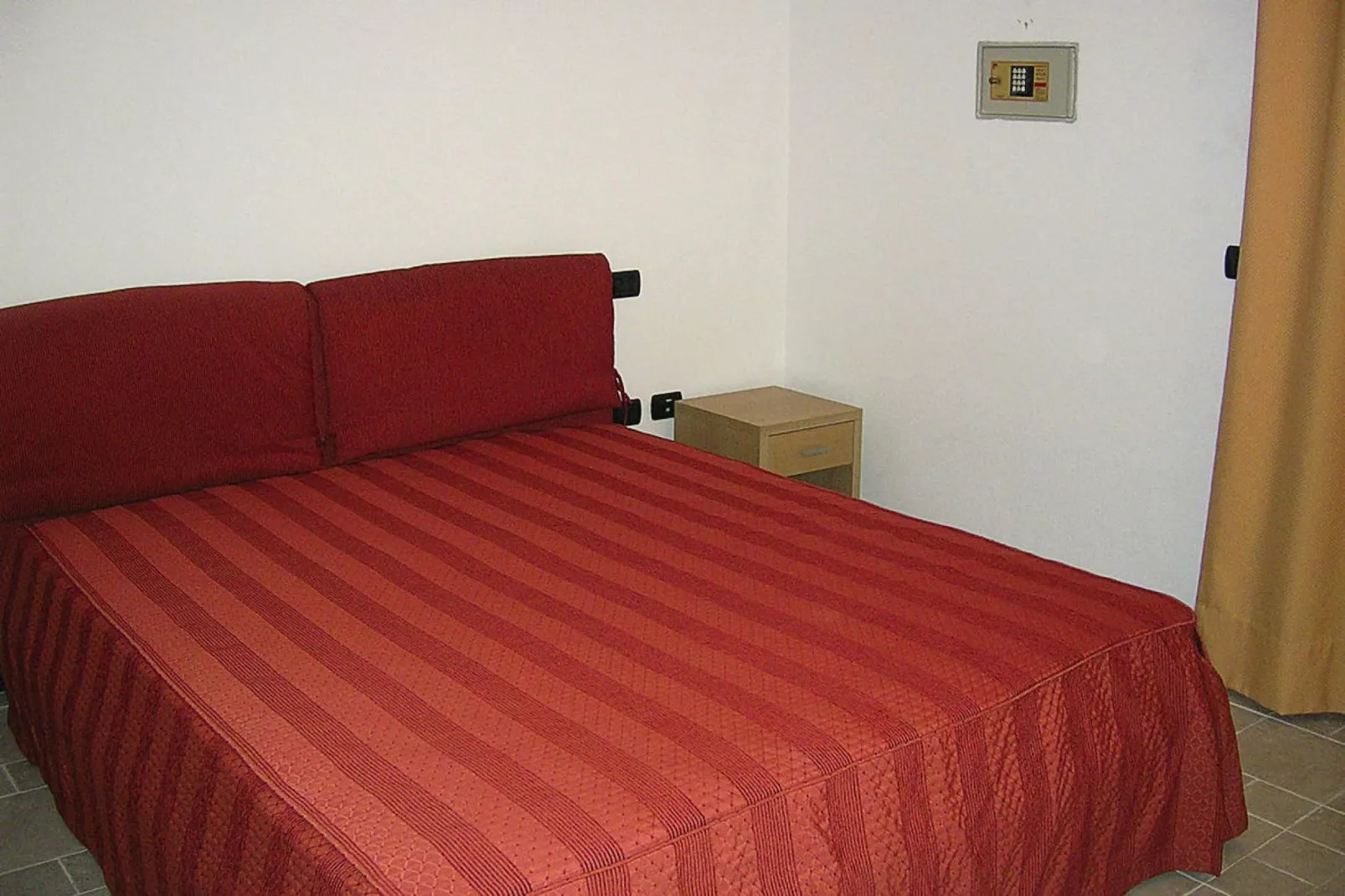 RESIDENCE VILLA BEUCA COGOLETO - TWO-ROOM APARTMENT 3 PAX SEA VIEW B3VM - Bedroom