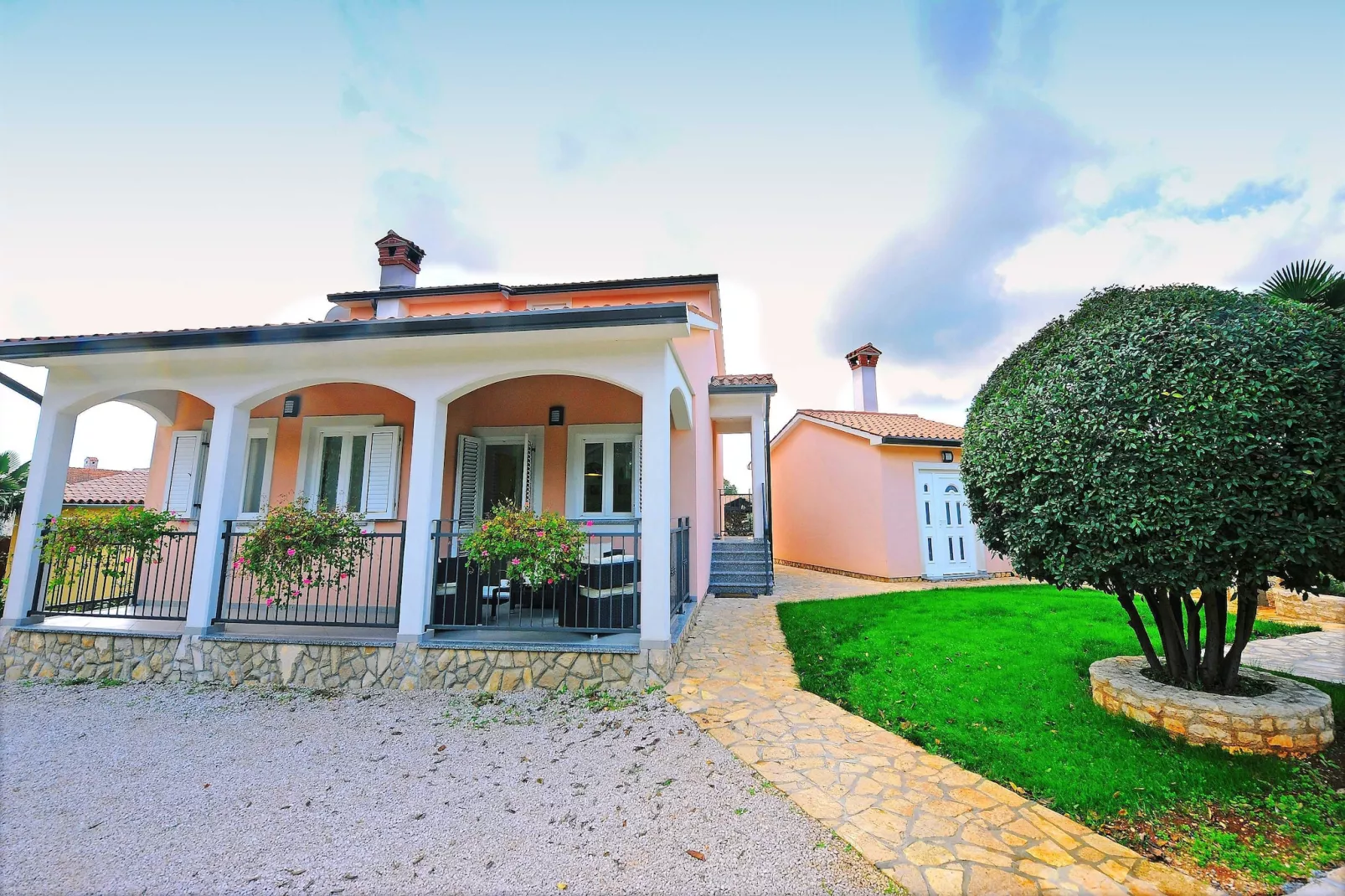 Villa Gea - Three Bedroom Villa with Swimming Pool - Im Freien