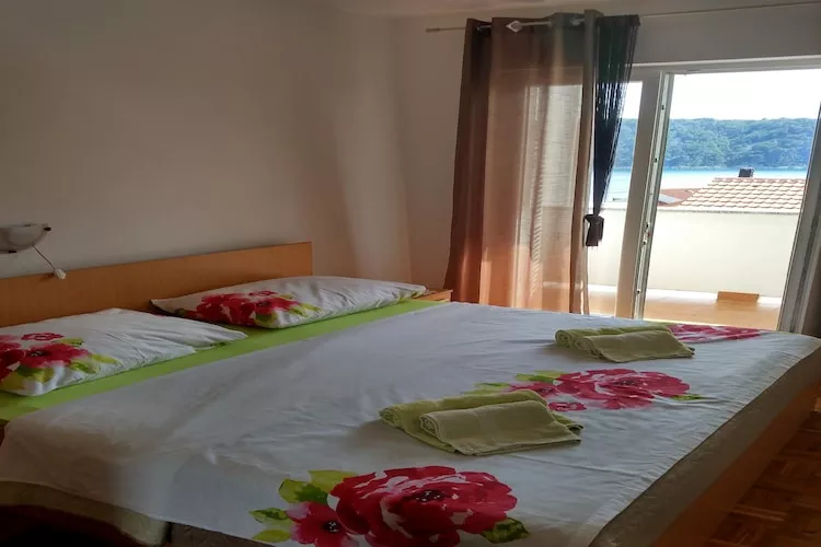 Apartments Snjezana - Two Bedroom Apartment with Balcony and Sea View A2