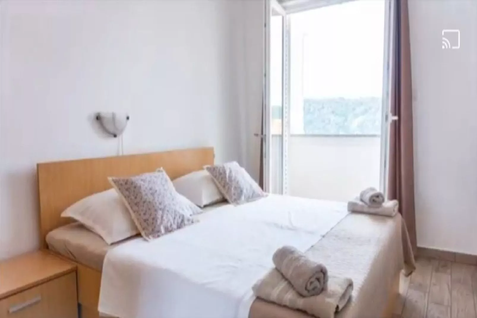 Apartments Snjezana - Two Bedroom Apartment with Balcony and Sea View A2