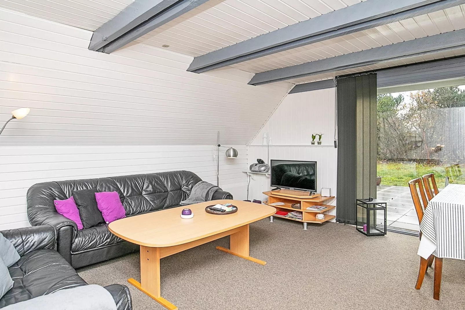 3-Bed Retreat with Modern Kitchen