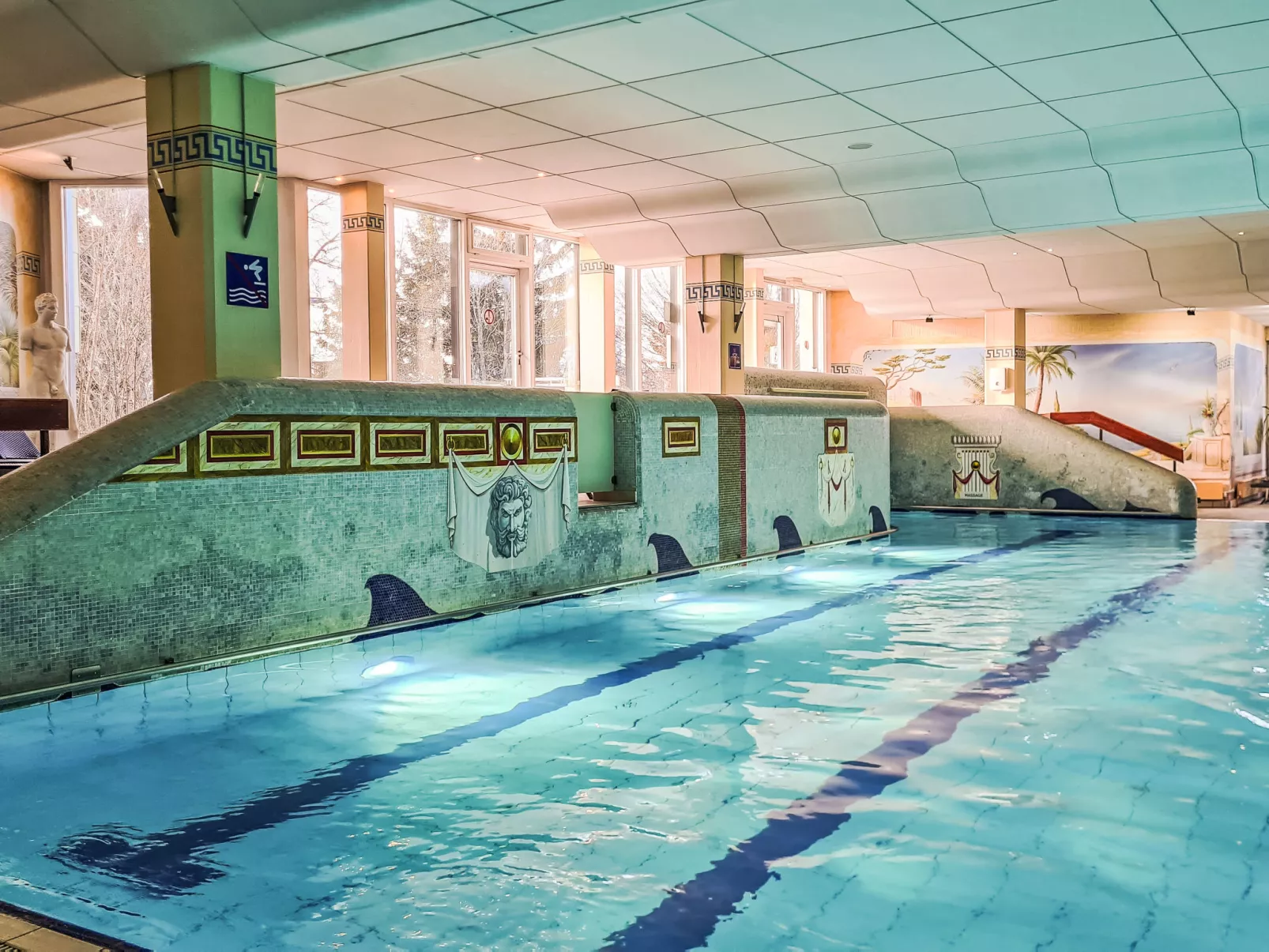 Lula inklusive Schwimmbad und Sauna