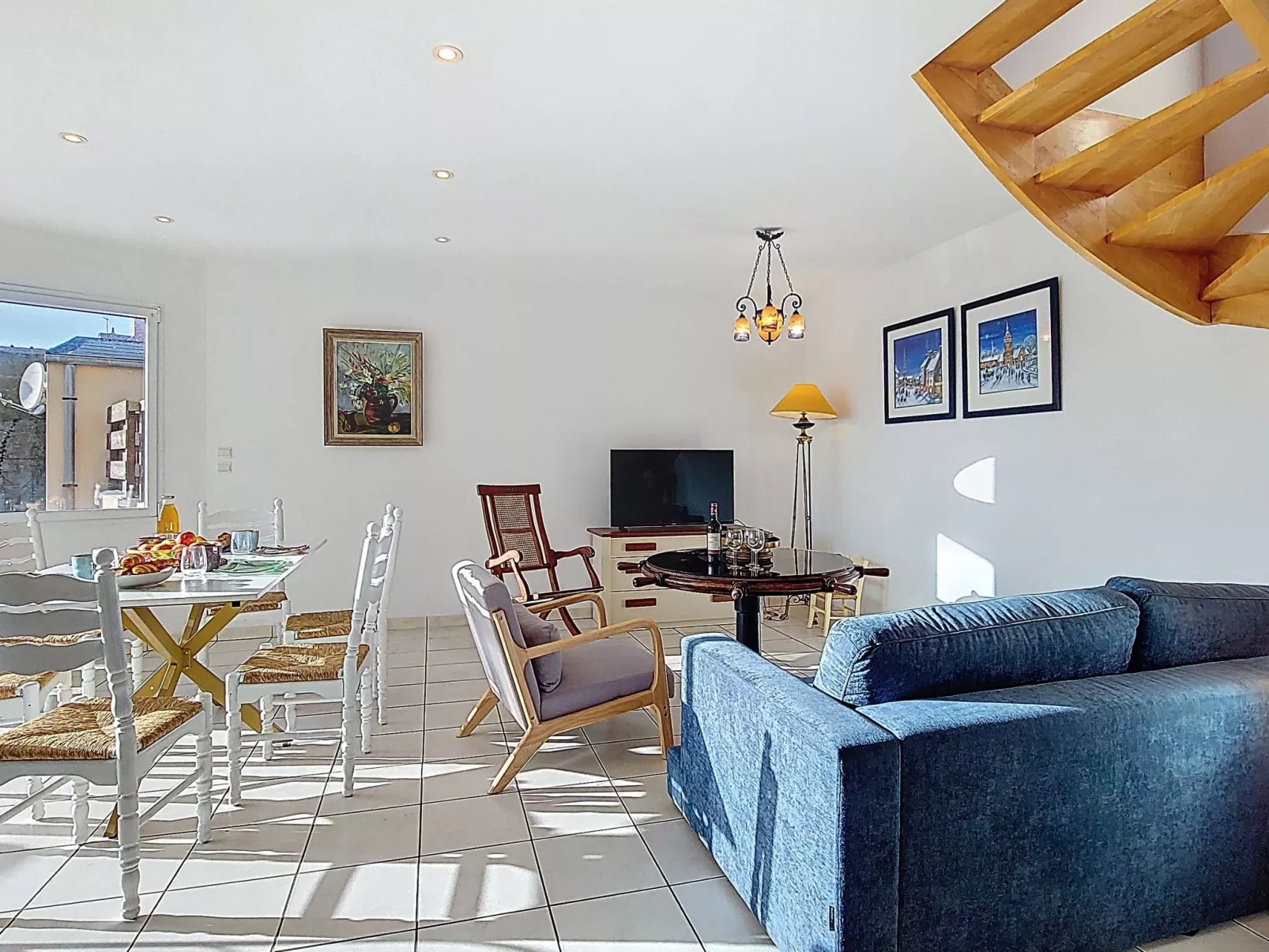 An Ty Porzh - Inside