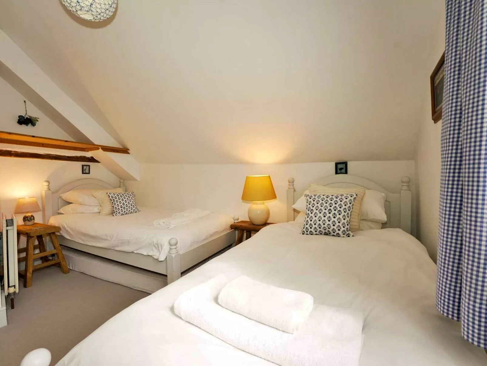 Porthcothan Mill Cottage - Drinnen