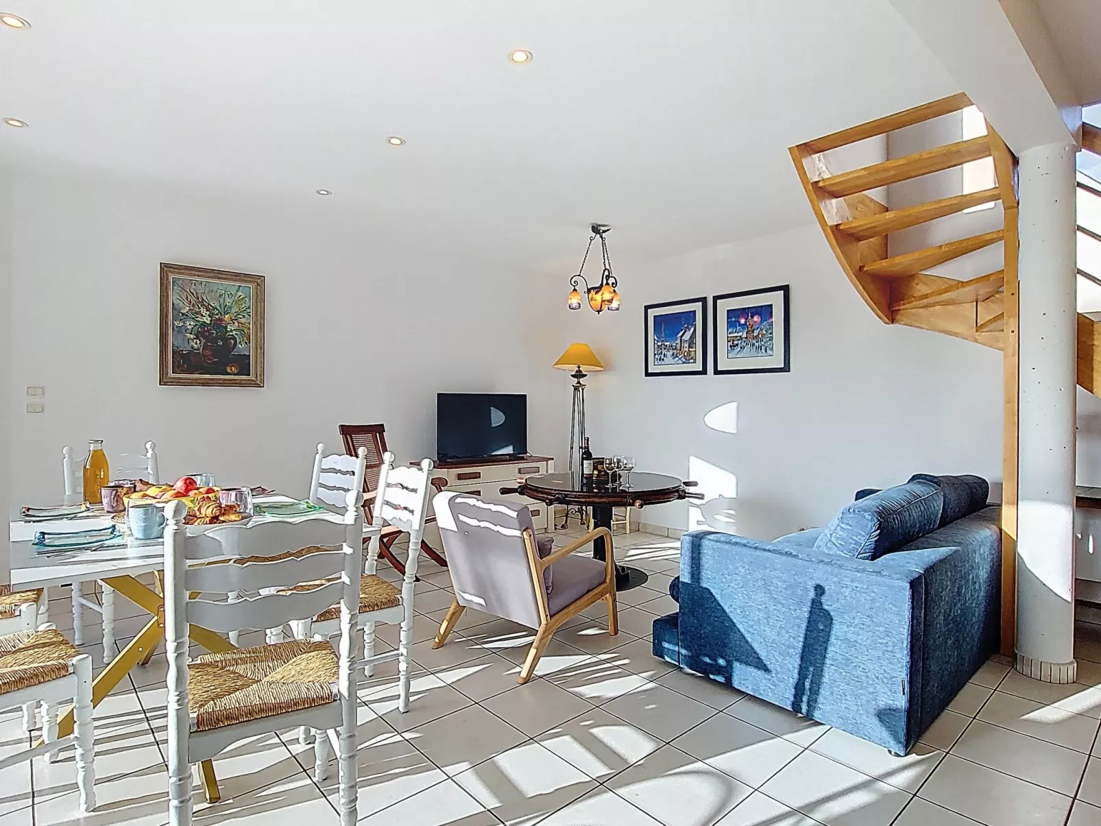 An Ty Porzh - Inside