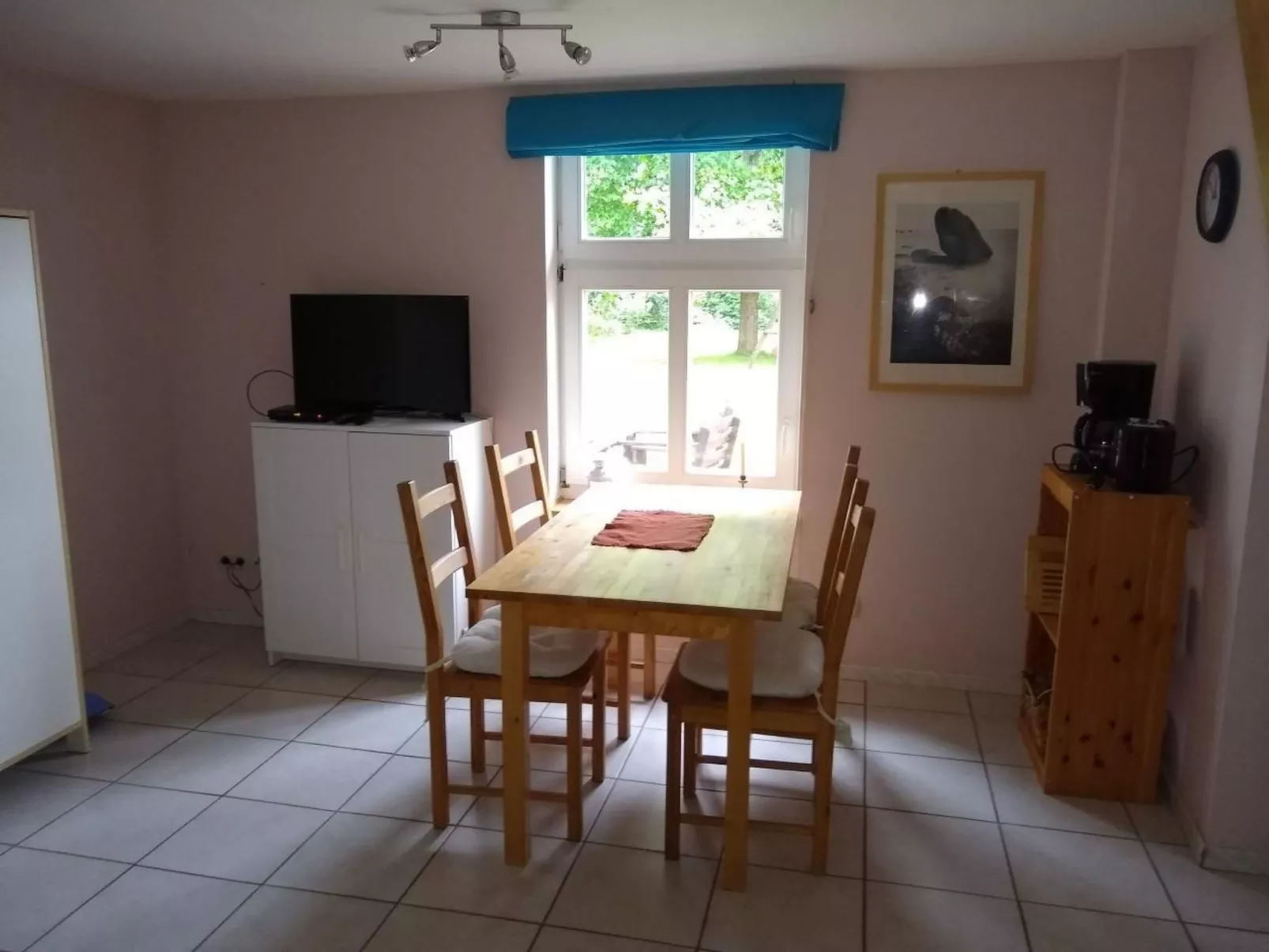Kleine Ferienwohnung in Groß Mohrdorf mit Terras - Dedans