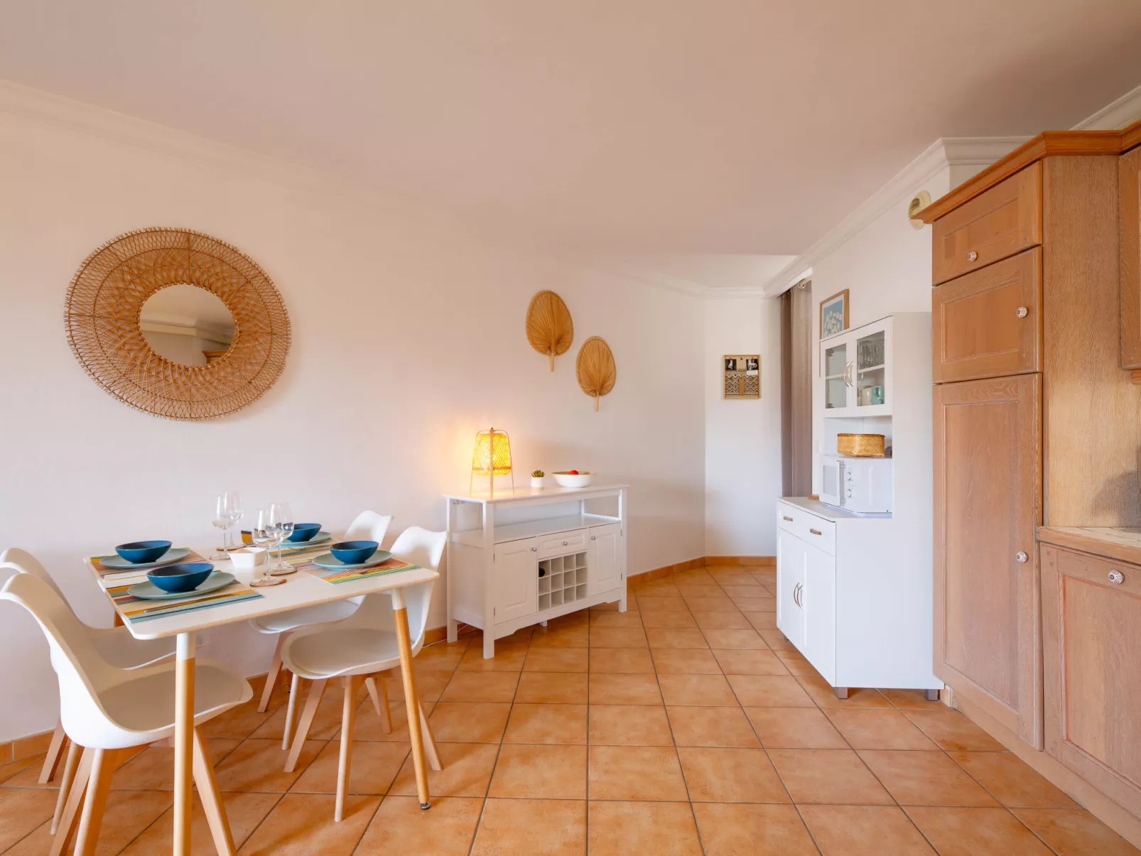 Les Pins Bleus - Drinnen