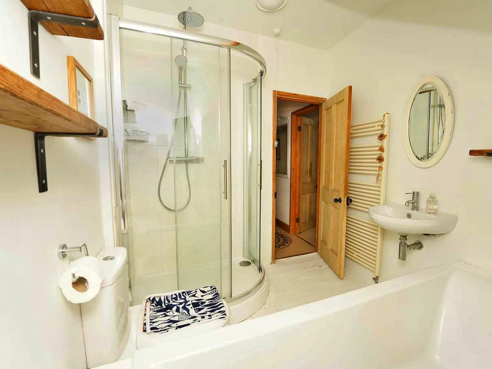 Porthcothan Mill Cottage - Drinnen