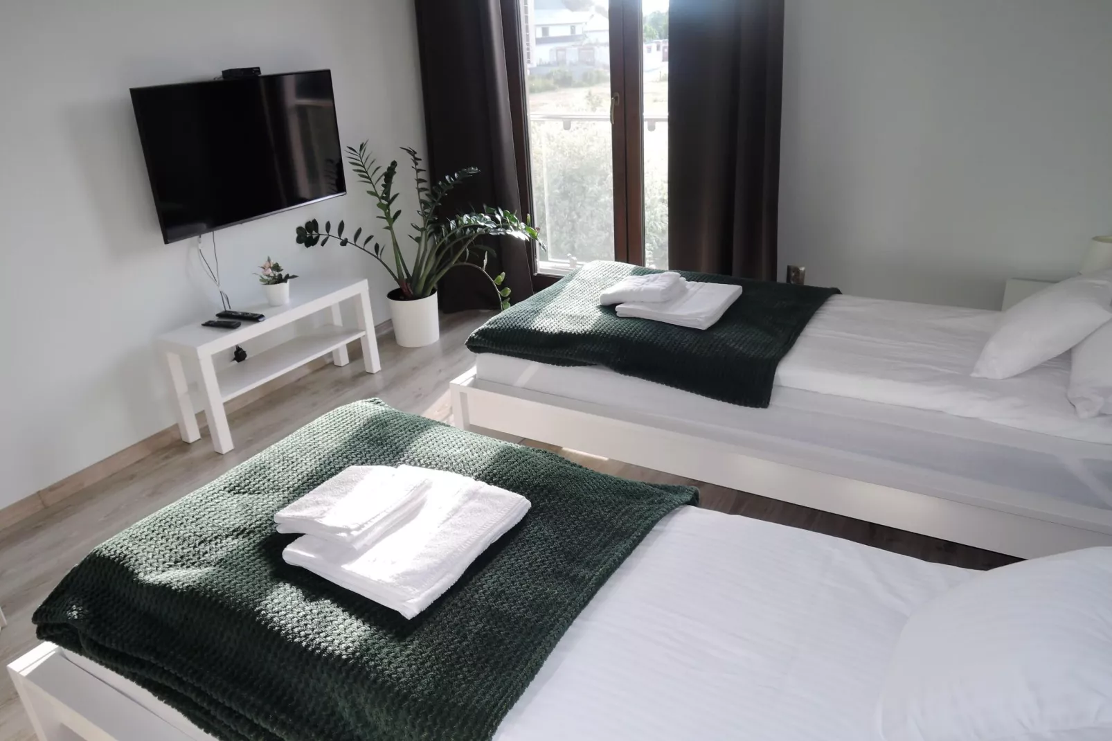 Komfortowy apartament z basenem i ogrodem dla 6 osób w Stepniczce-Bedroom