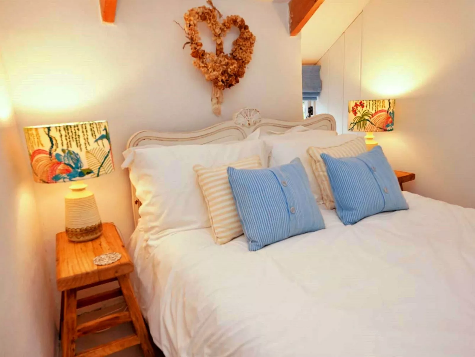 Porthcothan Mill Cottage - Drinnen