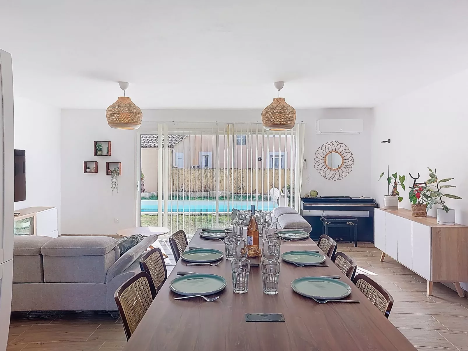 AQUI SIAN BEN - Dedans