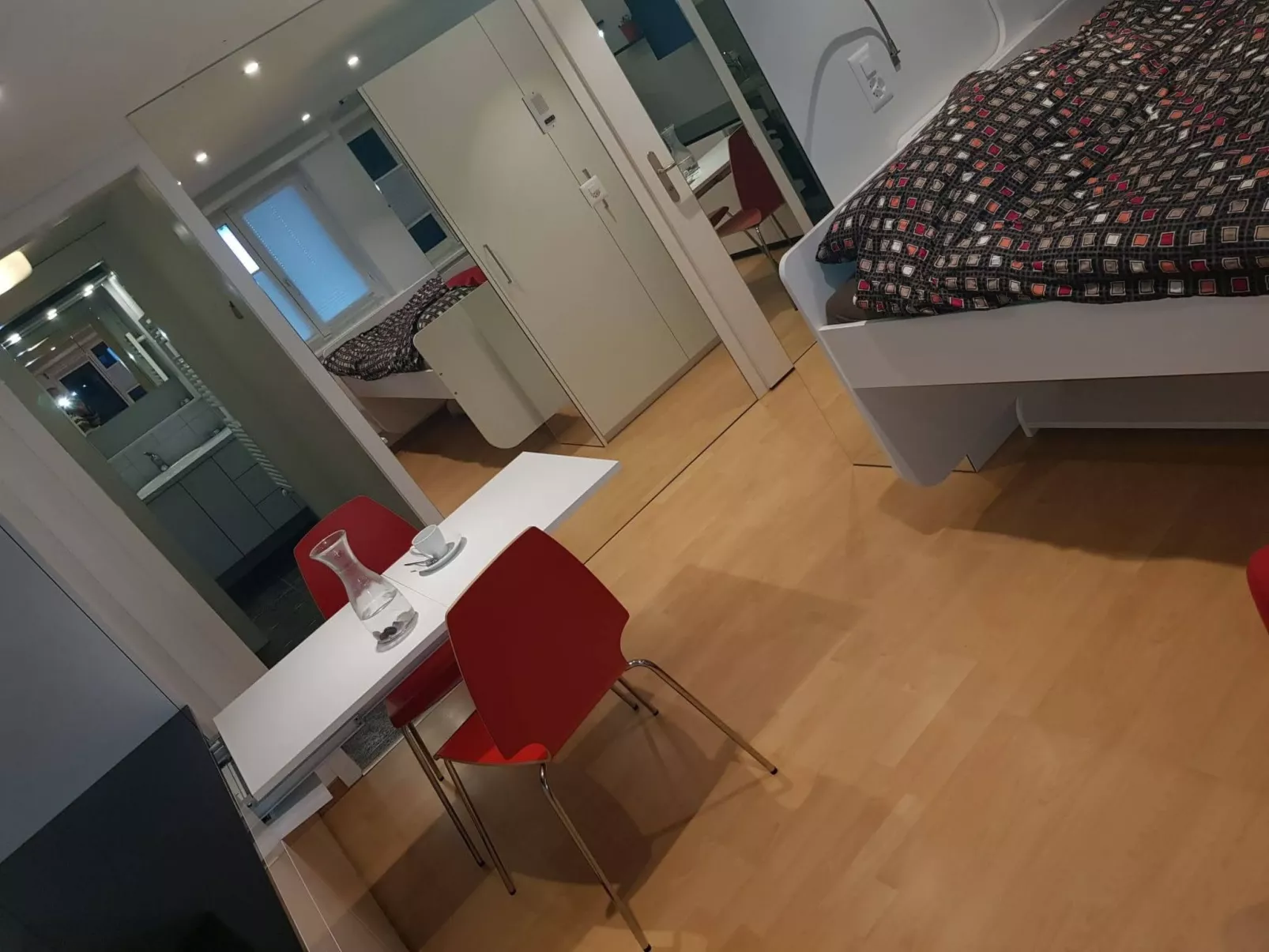 FW Bacheggli - Inside