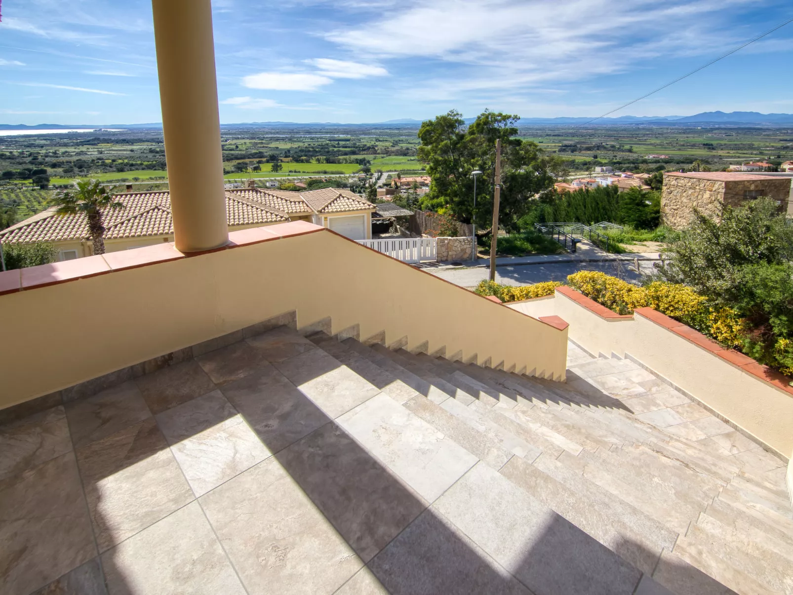 Belle vue - Draußen