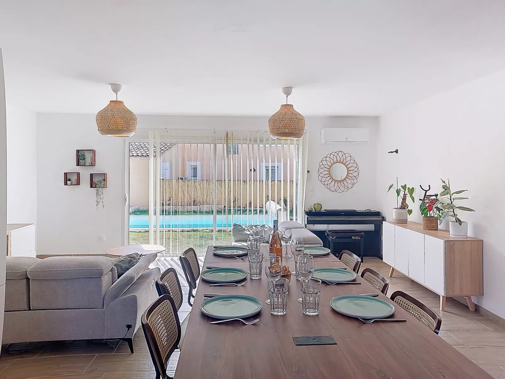 AQUI SIAN BEN - Dedans