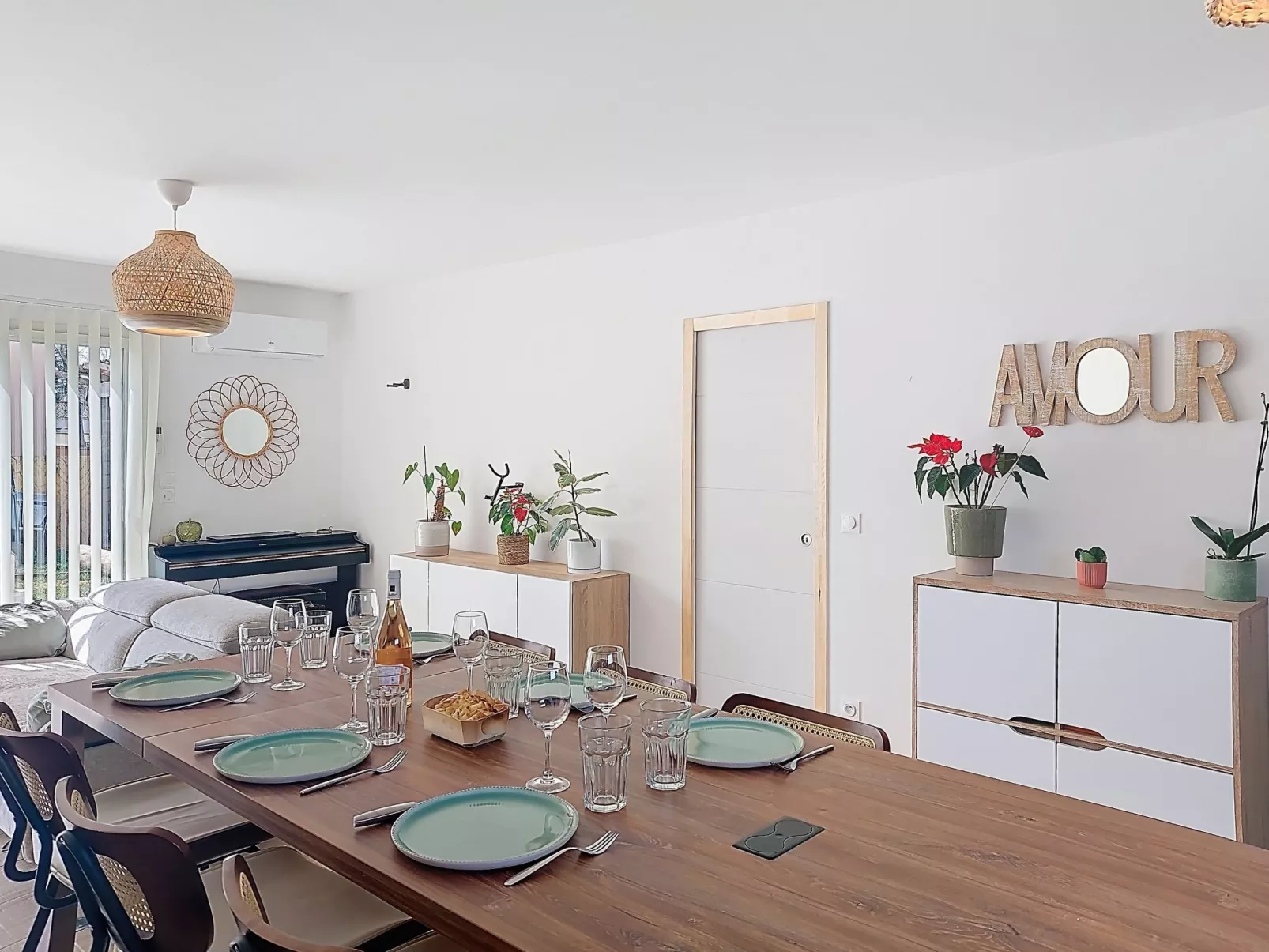 AQUI SIAN BEN - Dedans