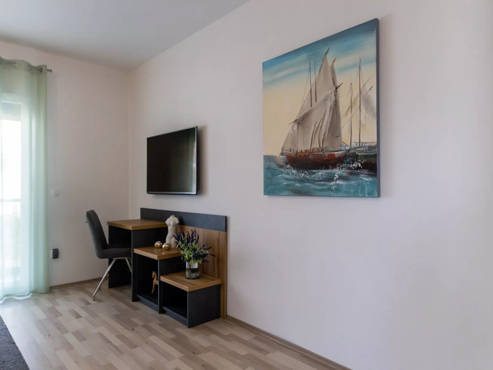 Sunny Adriatic - Drinnen