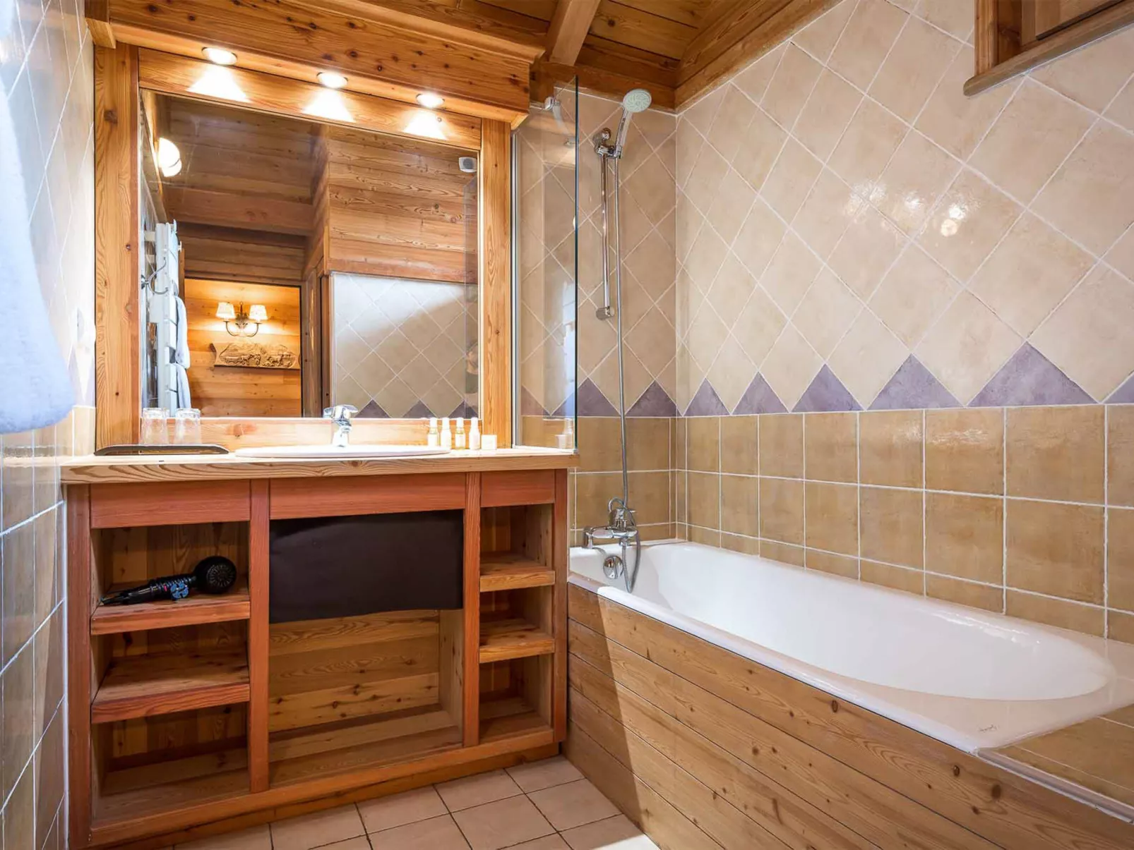 Chalet Lièvre Blanc - Drinnen