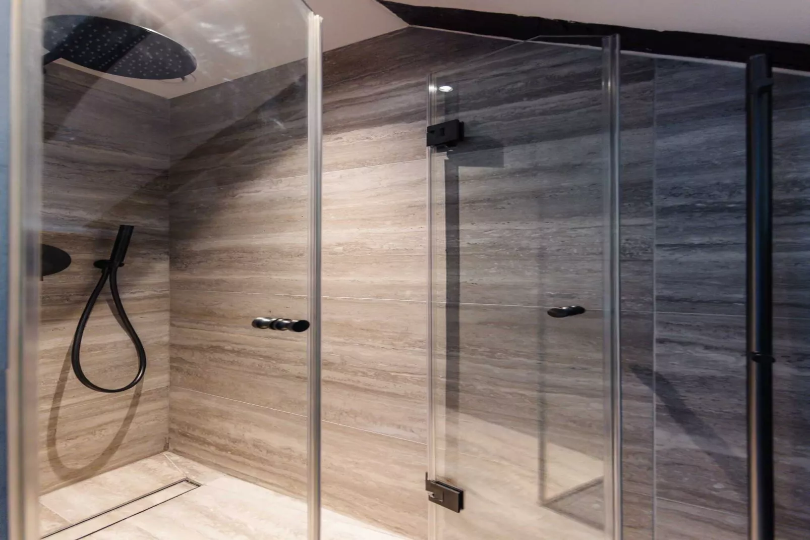 FDL-14-PRIVAS-4 - Untagged