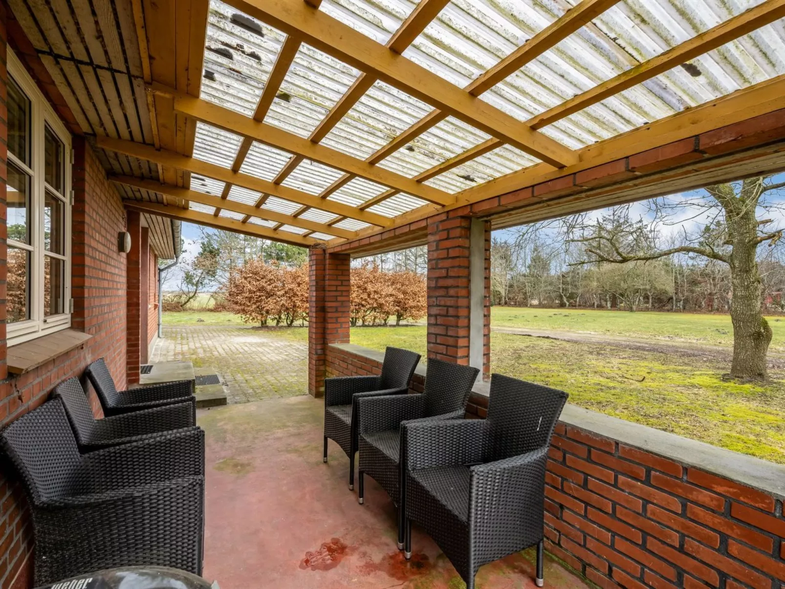 "Agla" - 2.5km from the sea - Outside