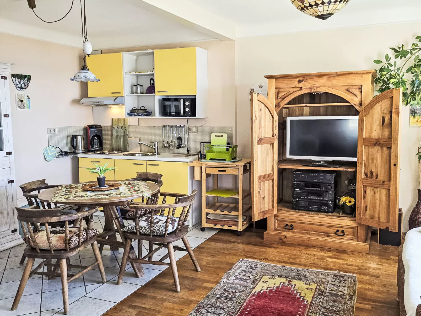 Wohnung B mit Balkon