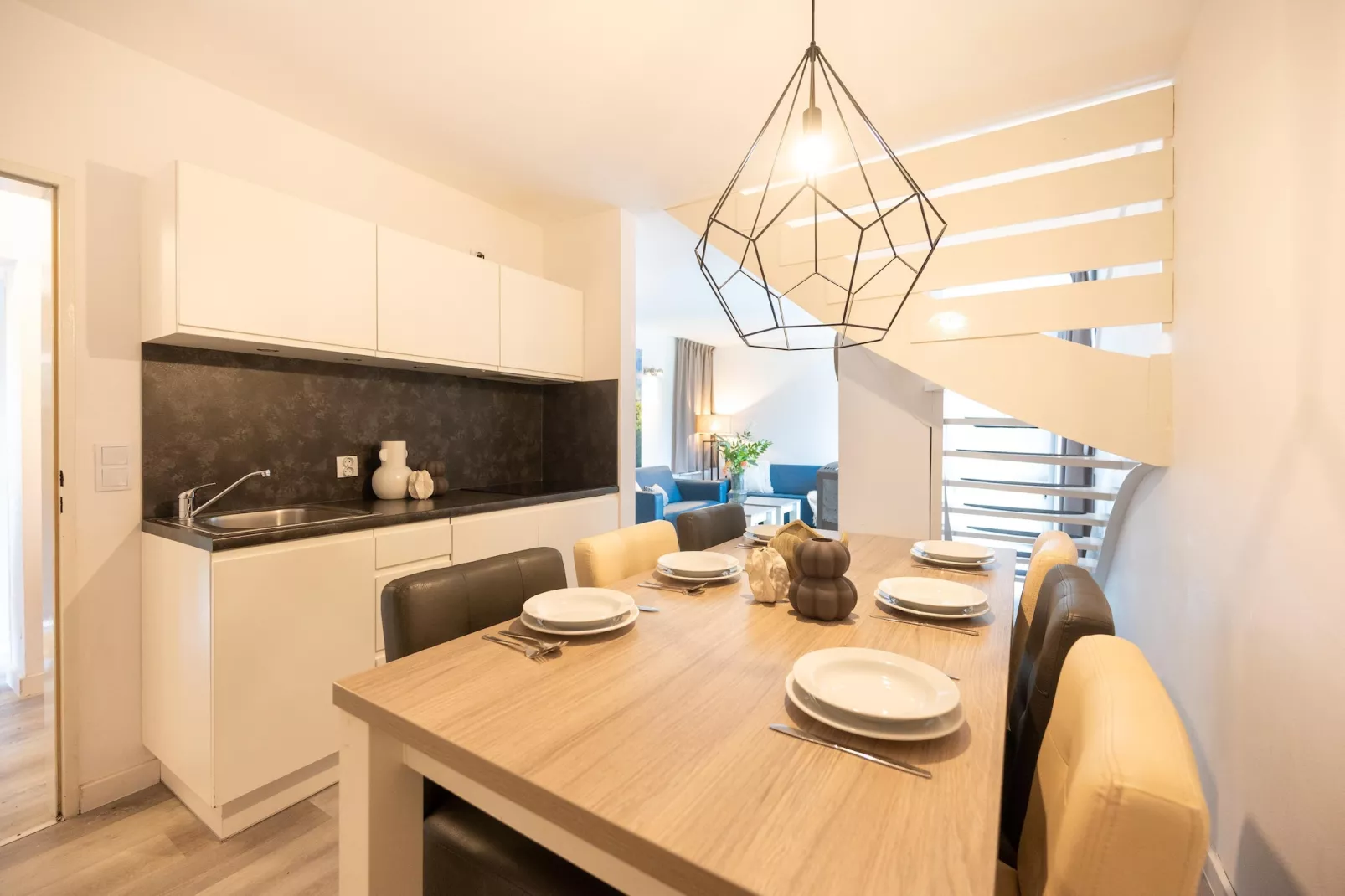 6P Comfort - Salle à manger