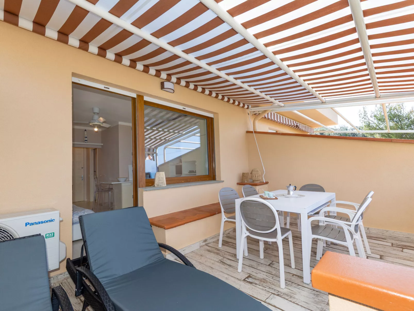 Rosa di sera - Draußen