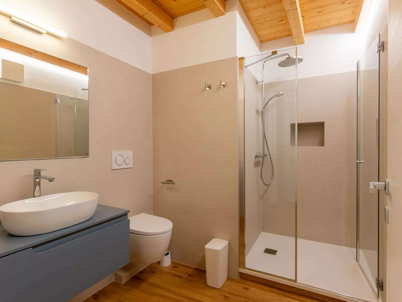 Vista Lago Consolini