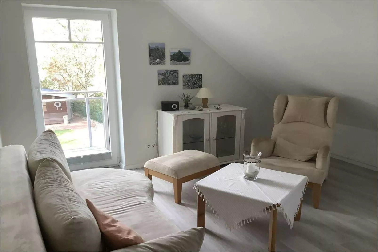 Schlagsdorf 40 Weiter Feldblick ganzes Haus - Salon