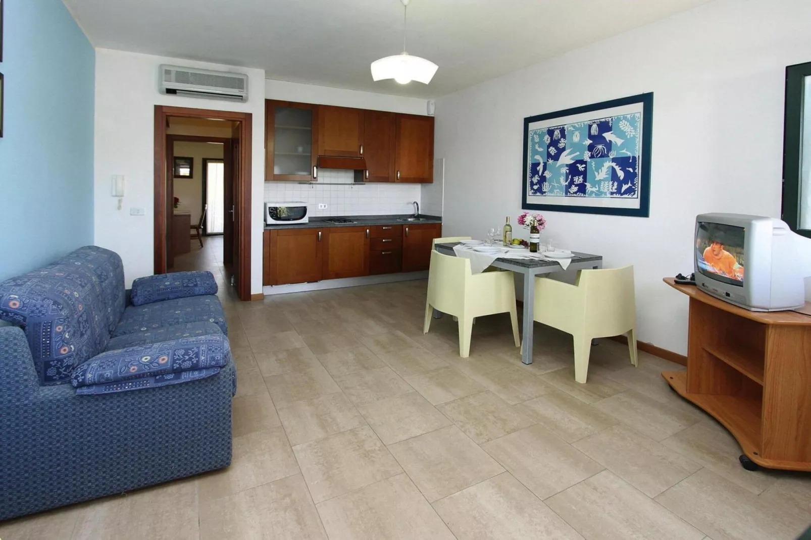 Residence Eurobeach Cavallino-2-Raum-app 40 qm 5 Pers Family - Wohnzimmer