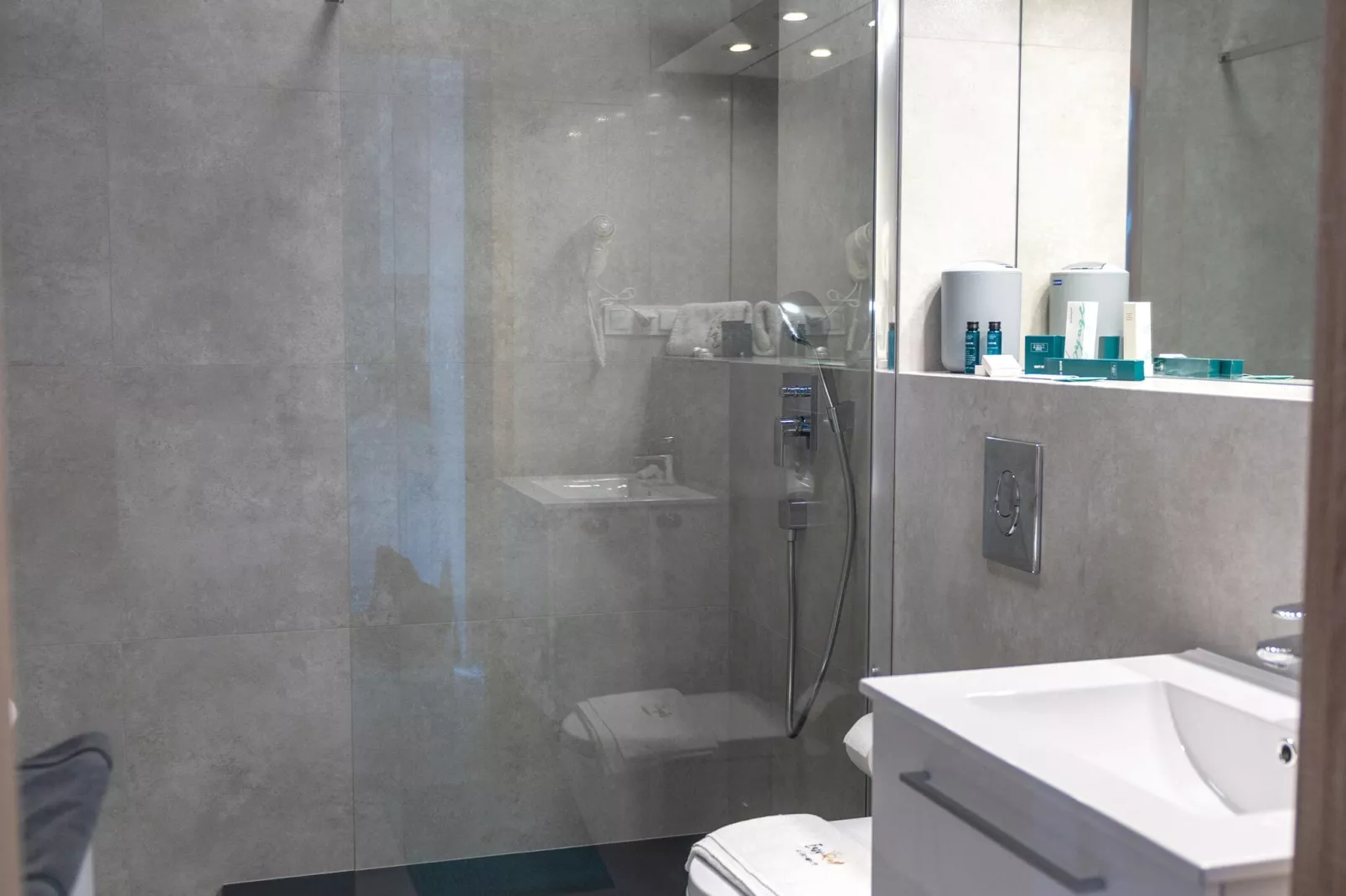 Apartament Pelikana 6 - 14 Rewal-Bathroom