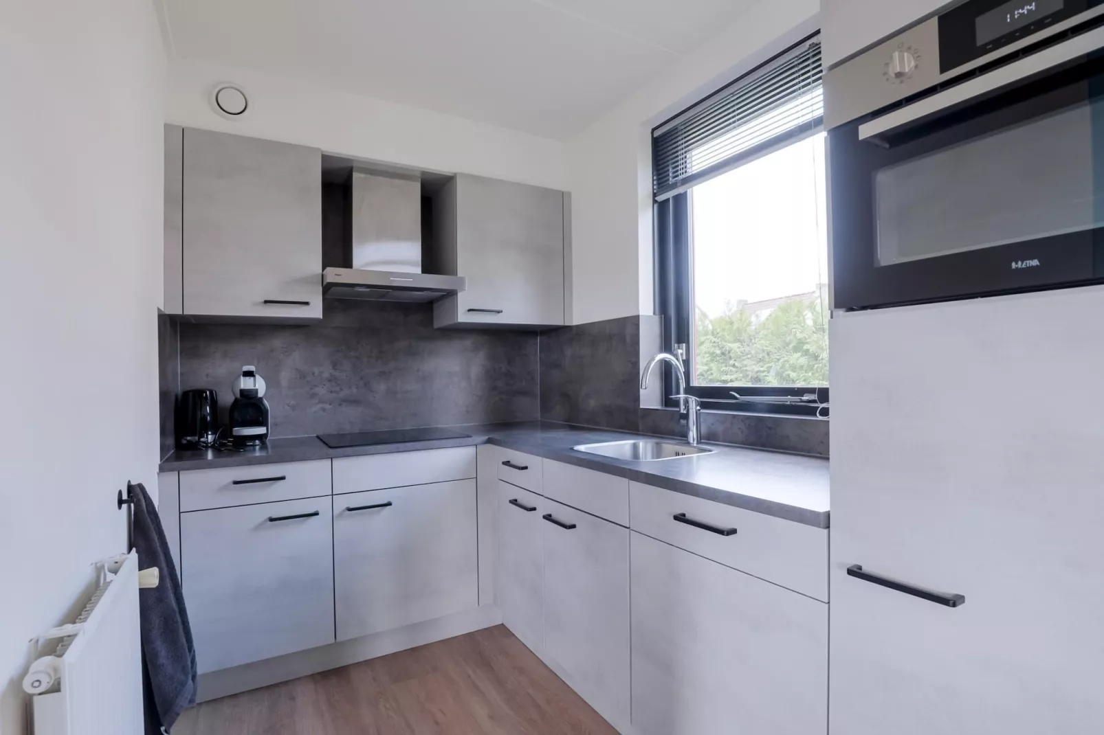 6 - Persons De Zingende Wilg (copy) (copy) - Küche