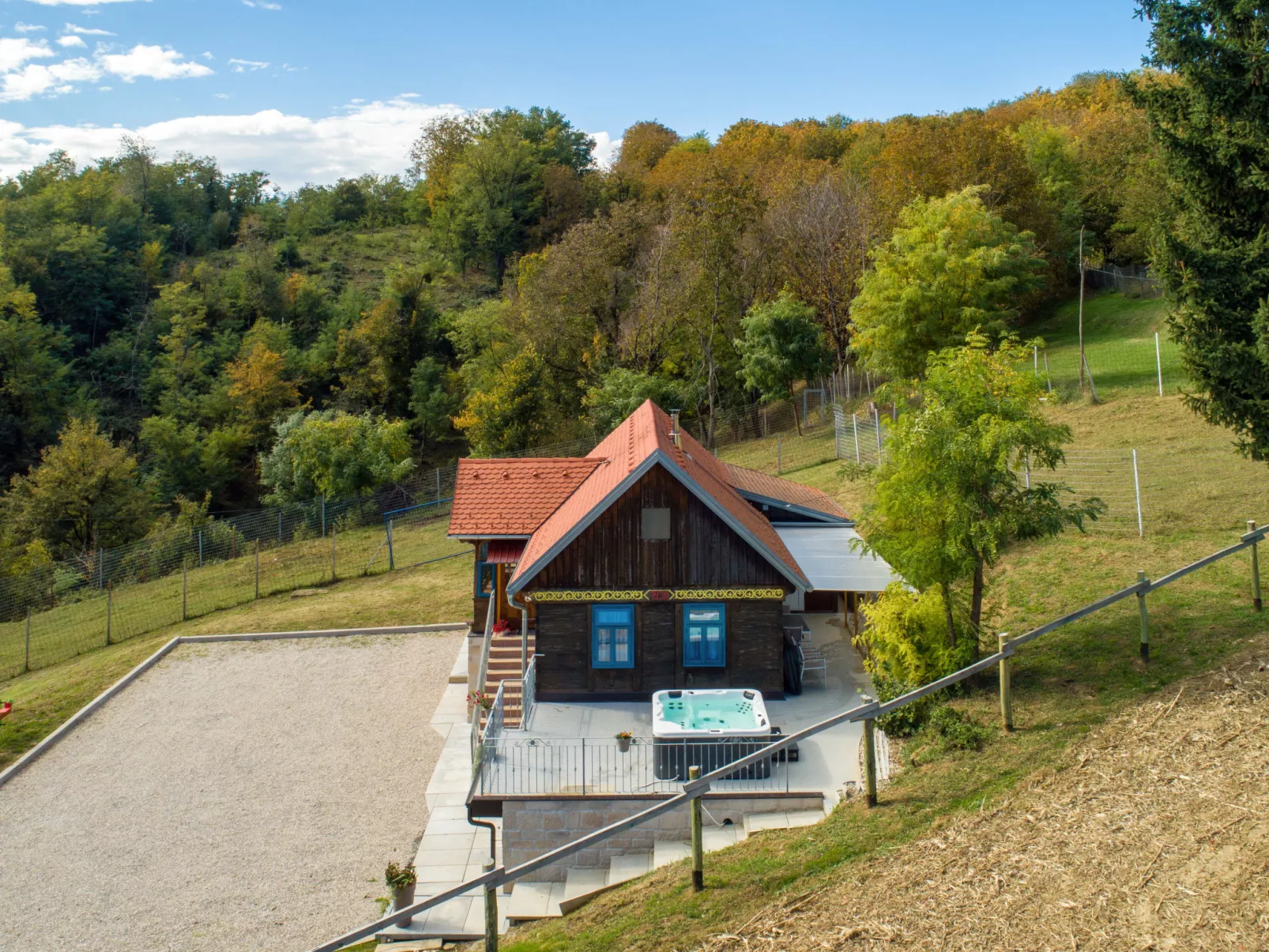 House Luka - Outside