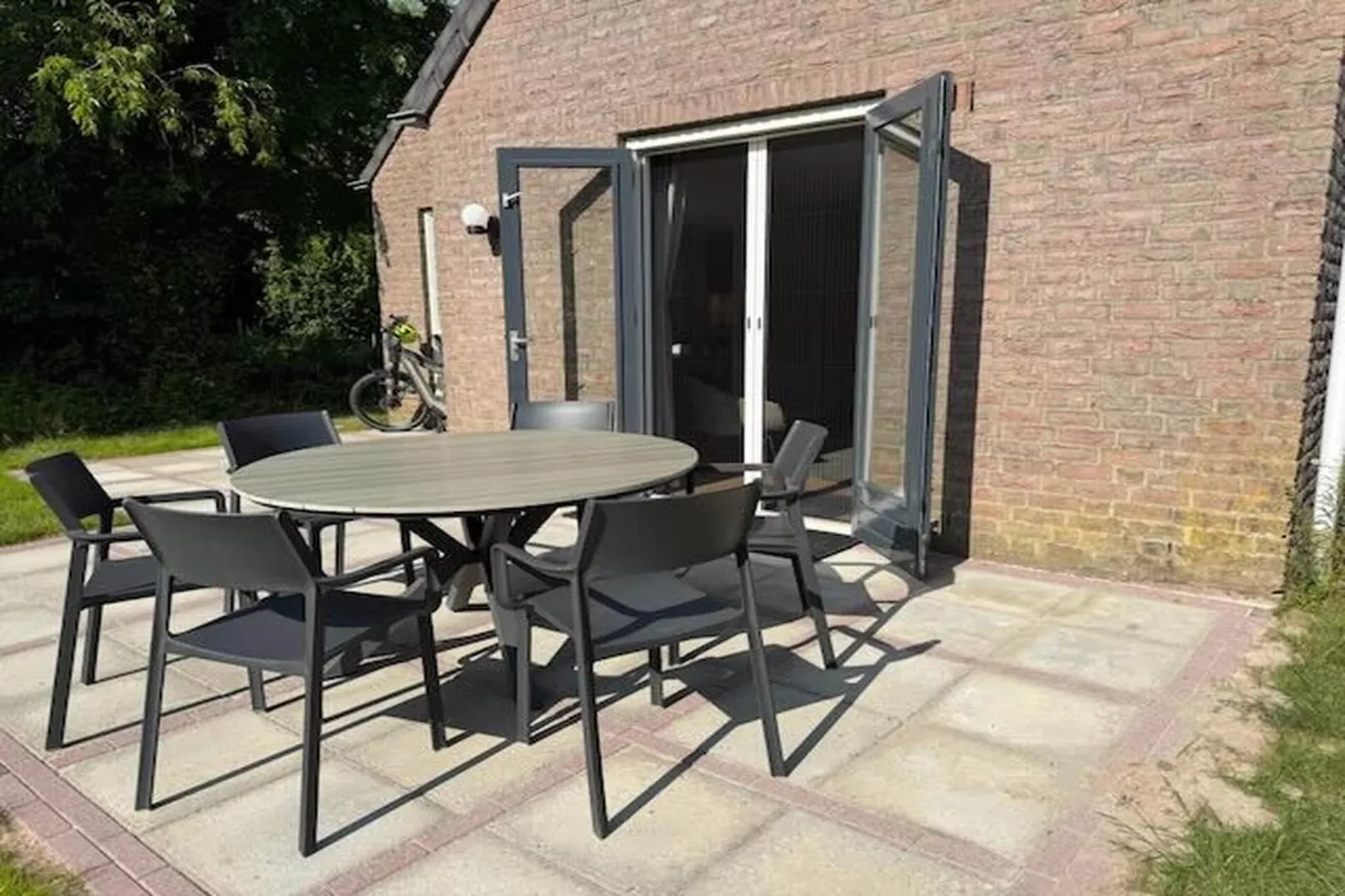6 - Persons Forest VIP Bungalow (copy) - Terrasse / balcon