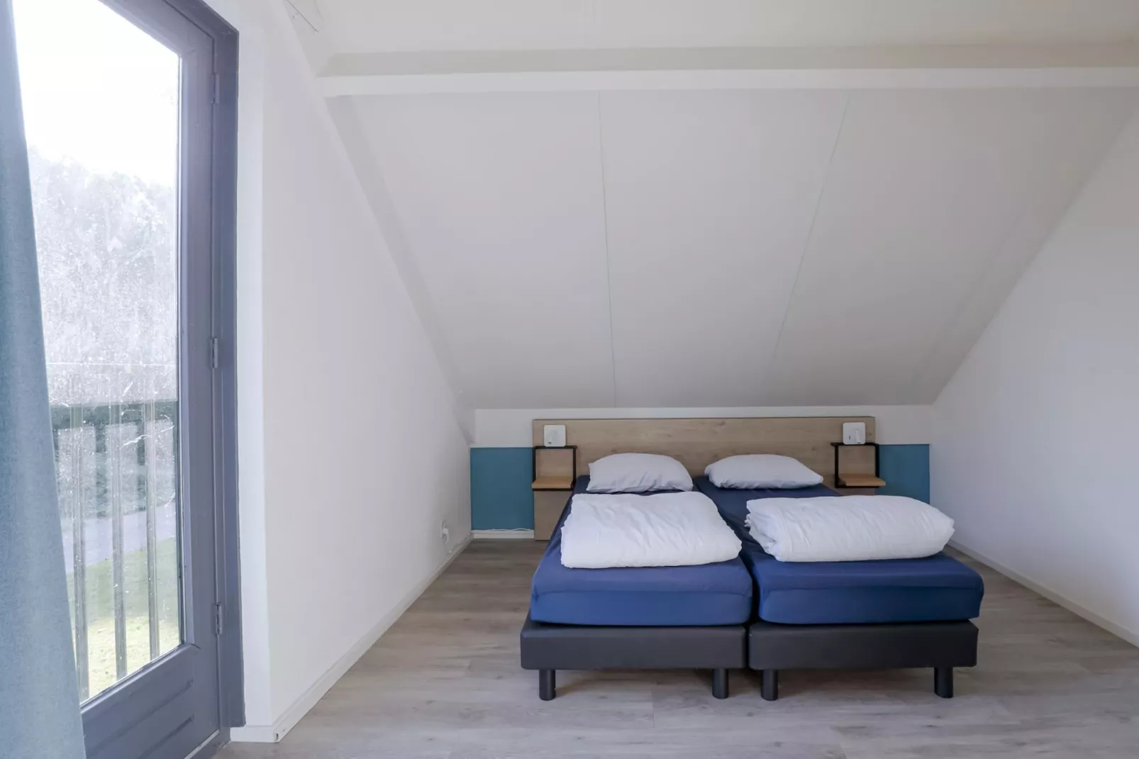 7 - Persoons Forest 217 Sauna Bungalow (copy) (copy) - Bedroom