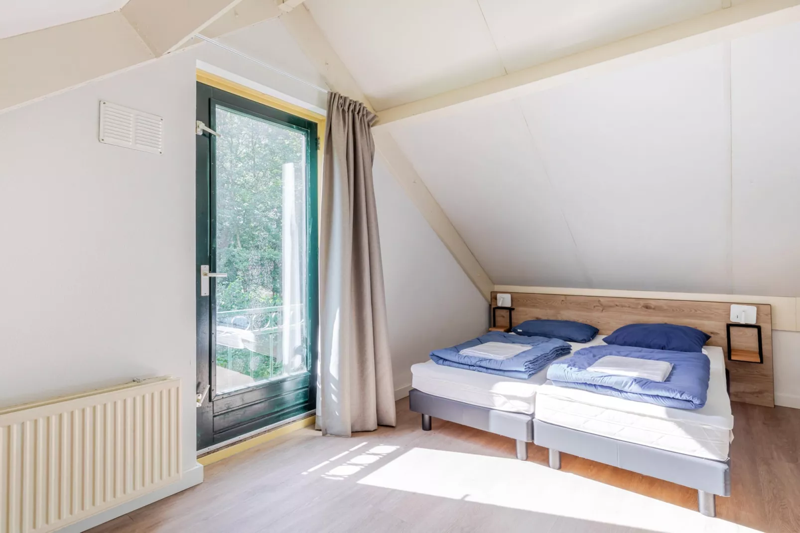 7 - Persoons Forest 217 Sauna Bungalow (copy) (copy) (copy) - Bedroom