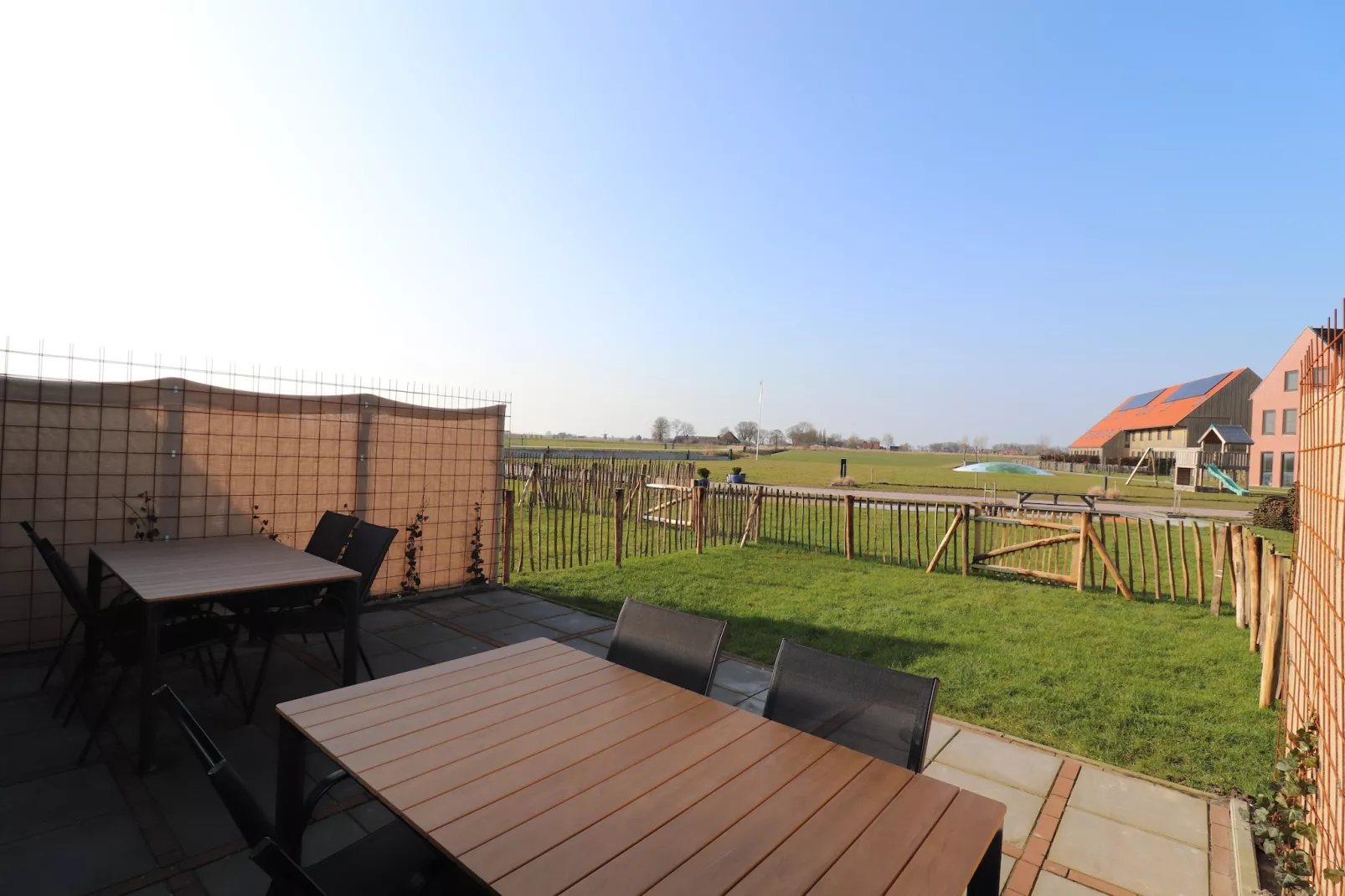 Moderne villa op het Friese platteland - Terrace balcony
