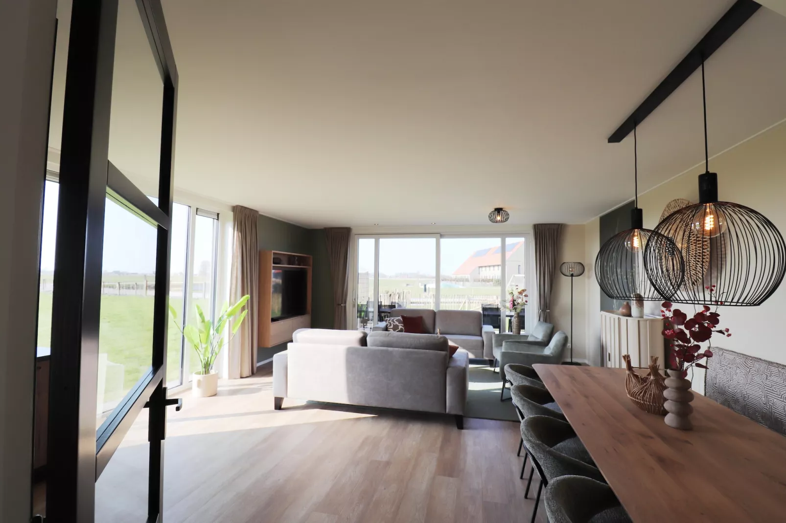 Moderne villa op het Friese platteland - Living room