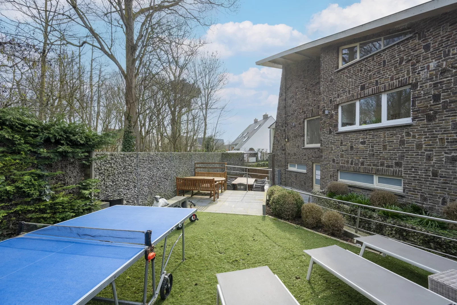 Villa Normand - Gardens in summer