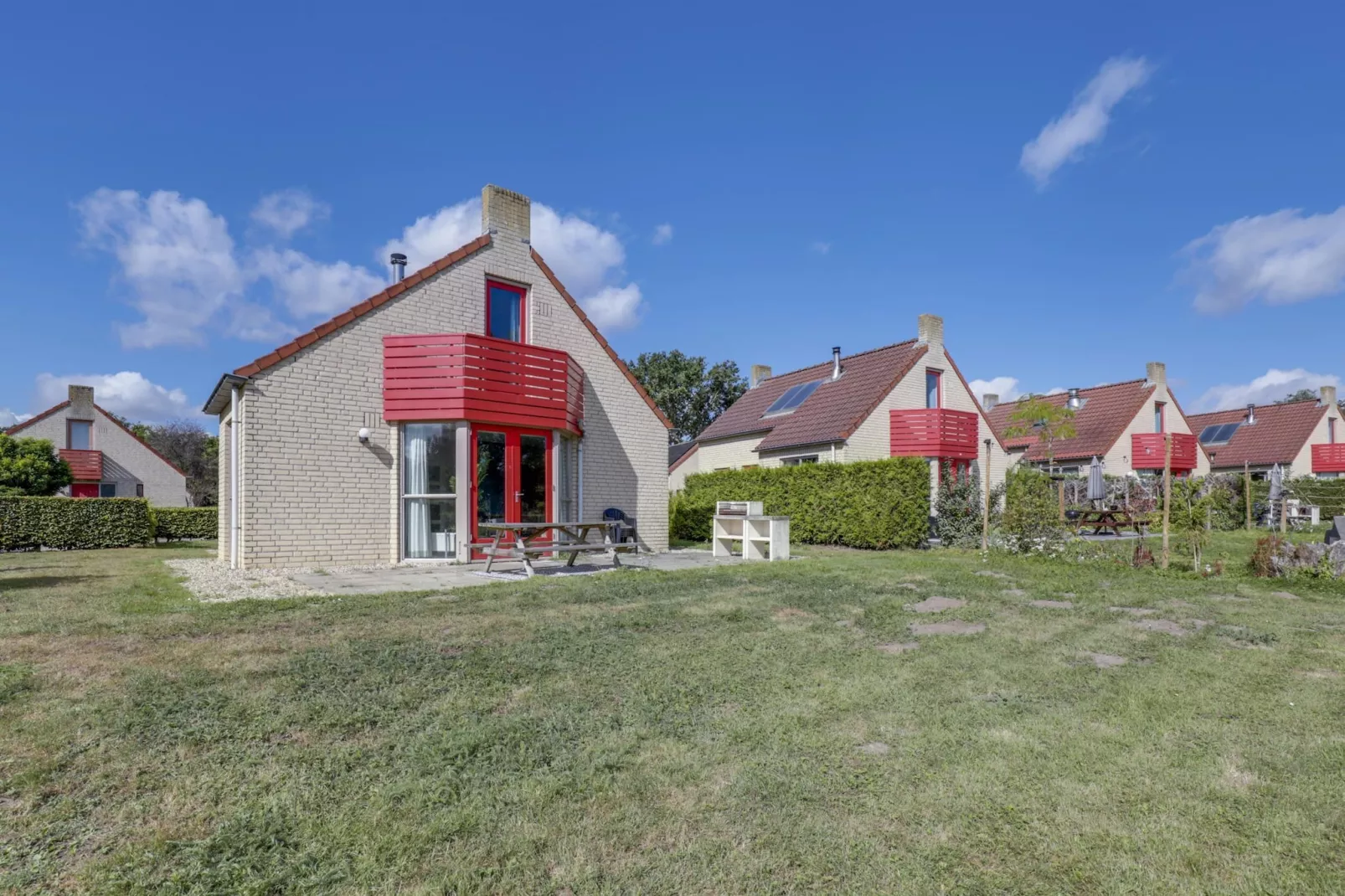 6 - Persons De Zingende Wilg (copy) (copy) - Extérieur été